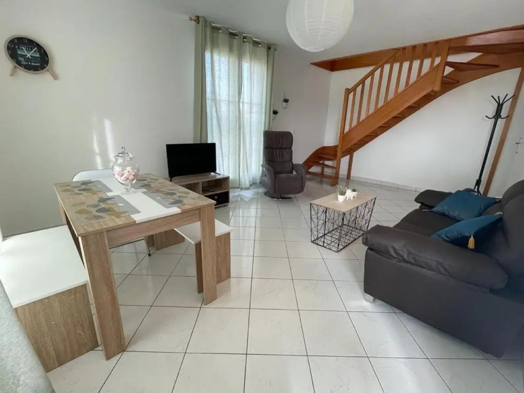 Charmant appartement duplex à 5min de Disney.