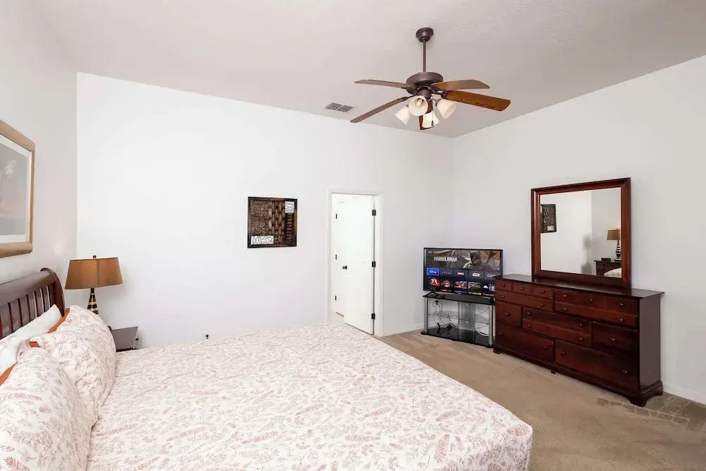 Home Away From Home At Bridgeford Crossing