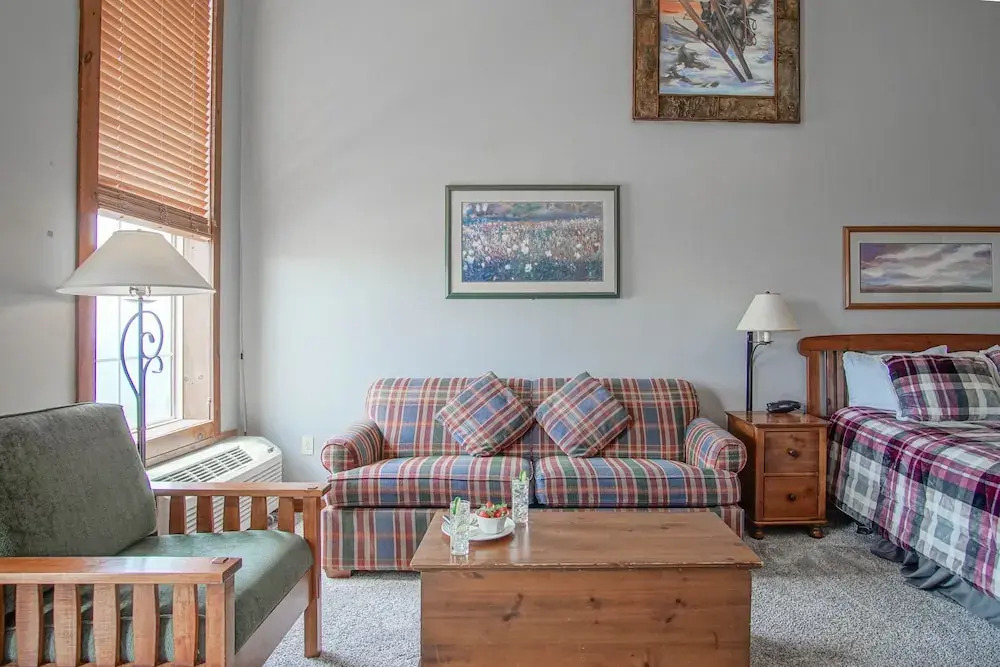 Rimfire 406: Slope Side, Large Open Studio Full Kitchen and High Ceilings Western Facing View