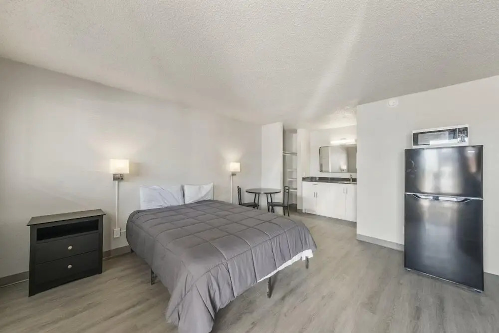 LTA Suites Brookside
