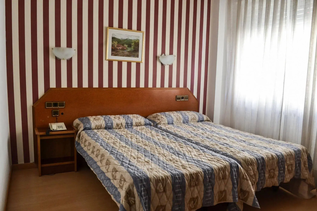 Hostal Cataluña