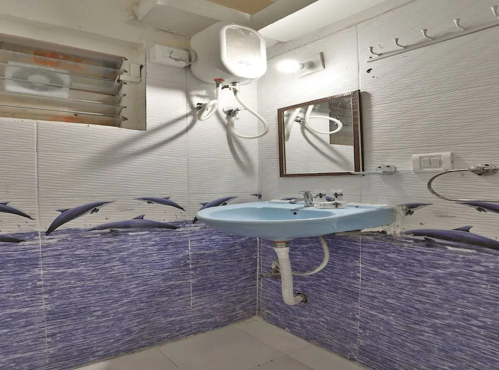 Hotel O D K Guest House