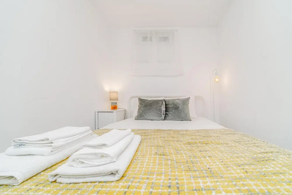 Nomad s Castel Lisbon - 1bdr The Traveler