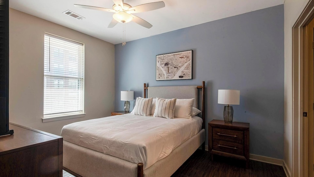 Landing Furnished Apartments near Medical District