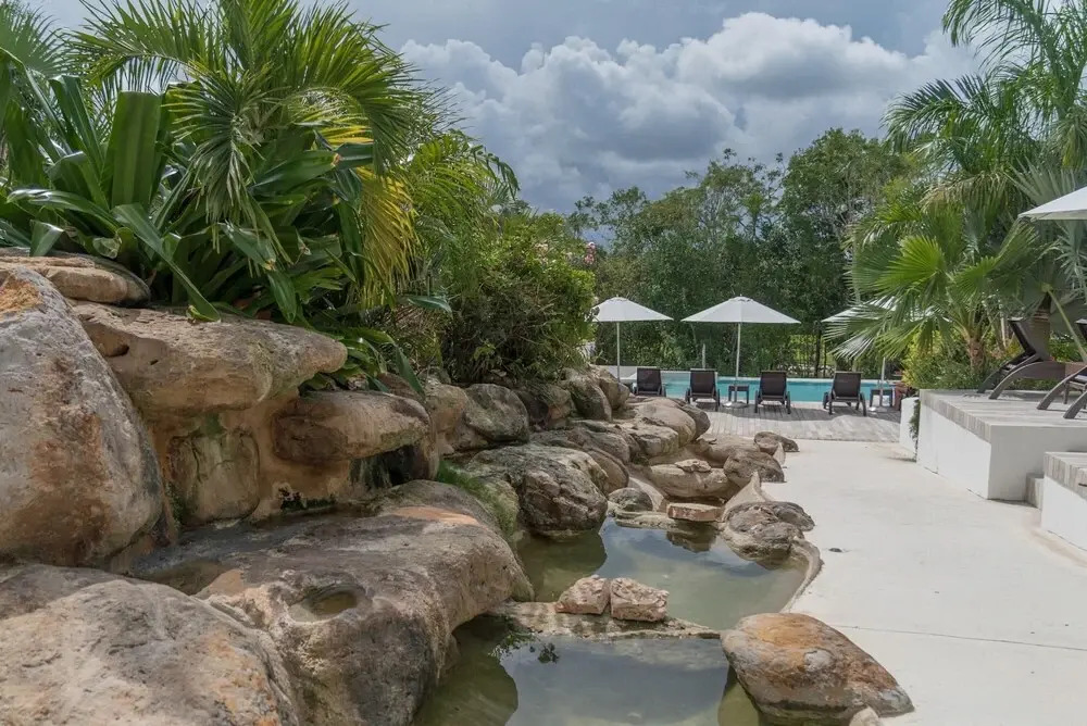 Deluxe Condo in Anah Village Stunning Complex With the Best Amenities Pool w Fountain