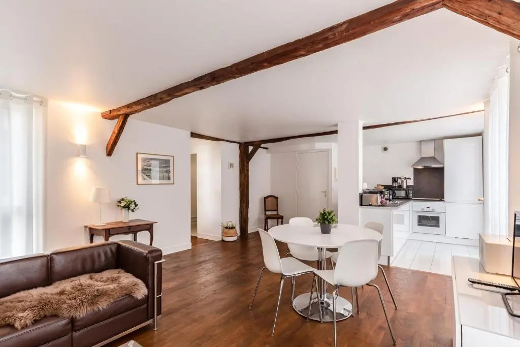 Hypolite 3 New- Nice flat for 4 - 80 meters from the Port of Honfleur