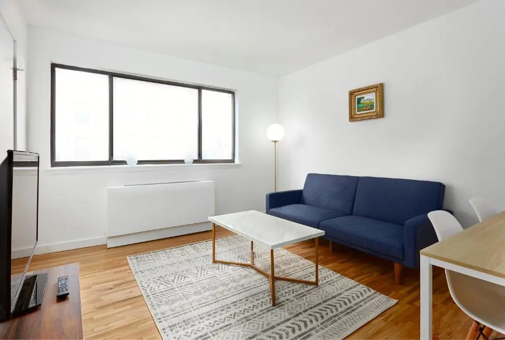 Modern and Spacious apartment in Chelsea