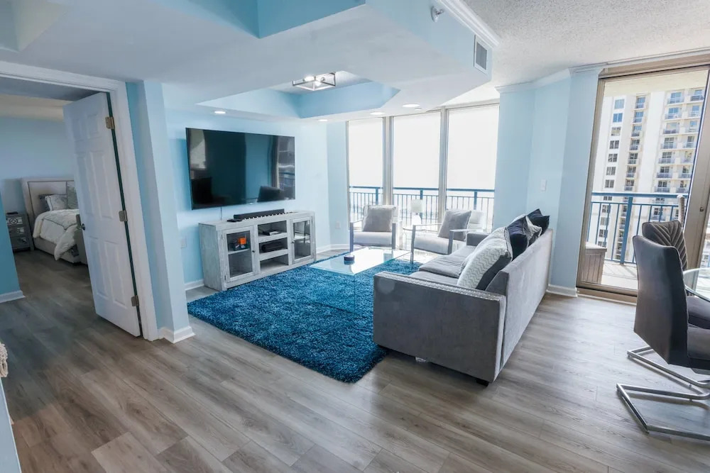 1608 Brighton Tower 2 Bedroom Condo