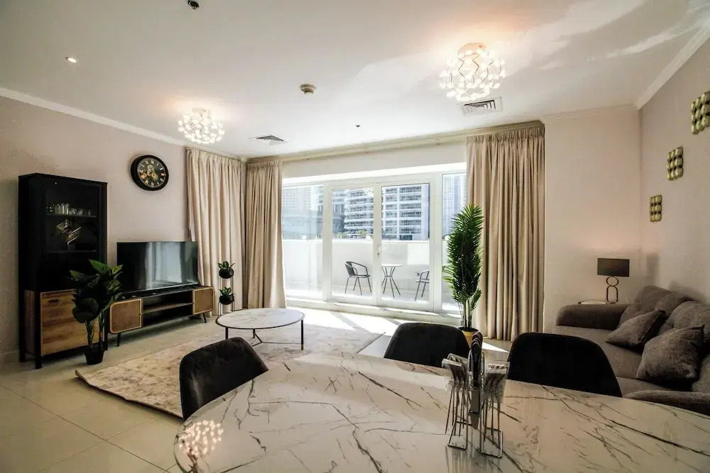 Spacious 1BR with Balcony in JLT