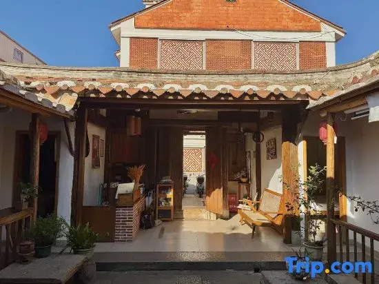 Shangqinglou Qing Dynasty Courtyard Inn