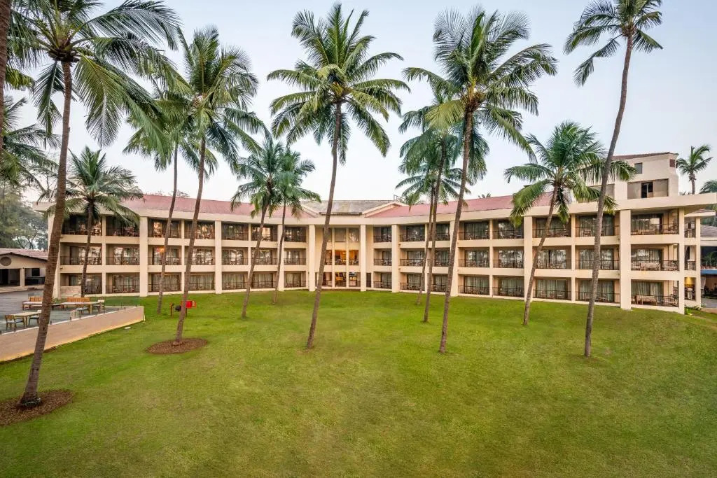 Silver Waves Resort & Spa - Daman