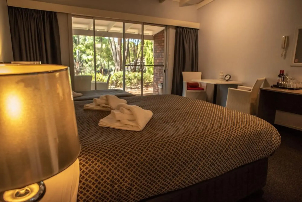 Forest Lodge Resort