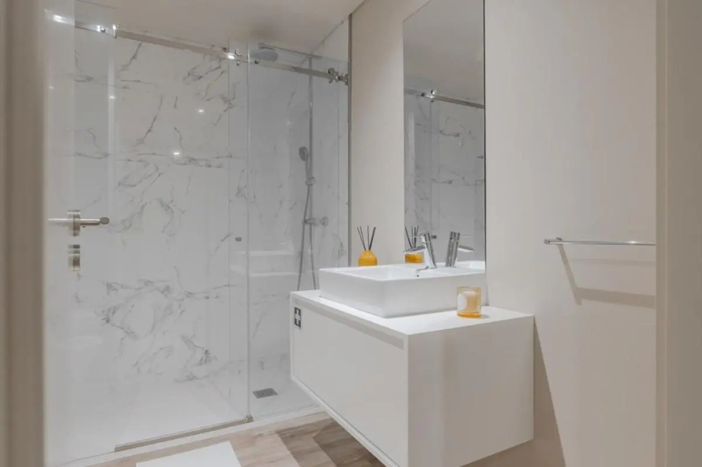 City Luxury Apartment, Downtown Porto near Metro