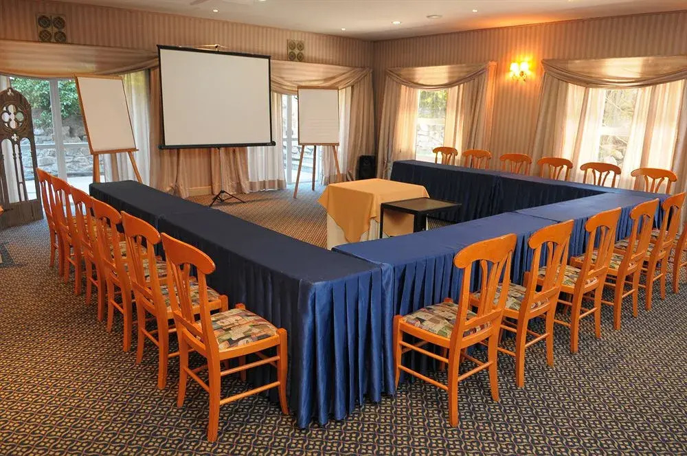 Regency Suites Boutique Hotel