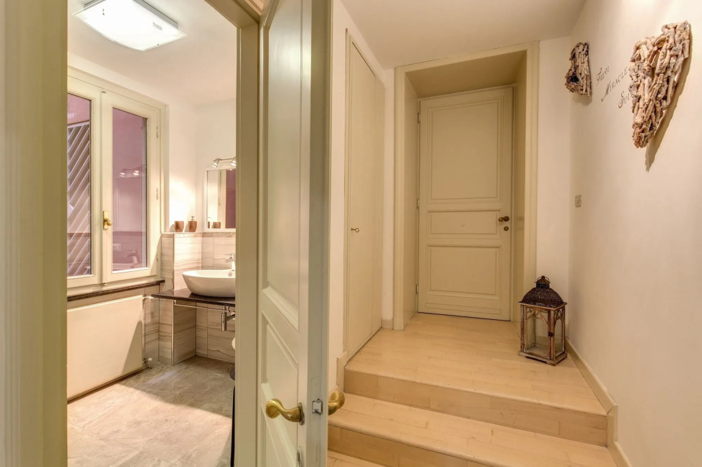 Trevi Miracle Suite