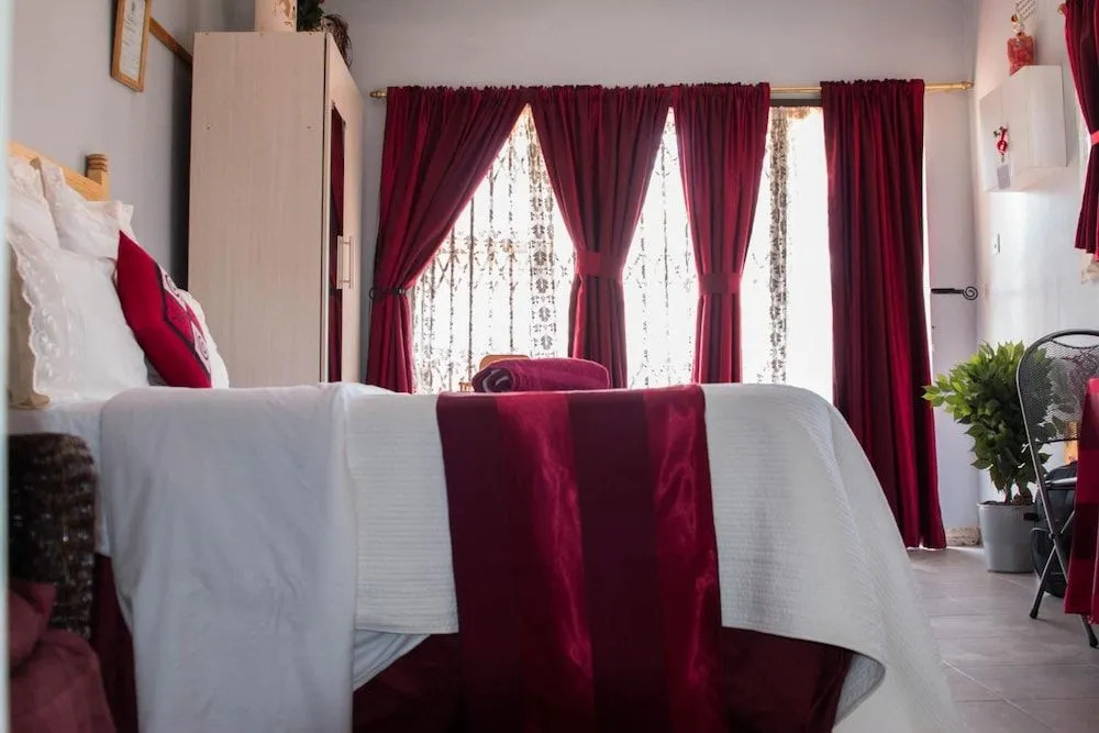 Mpofu Guest House