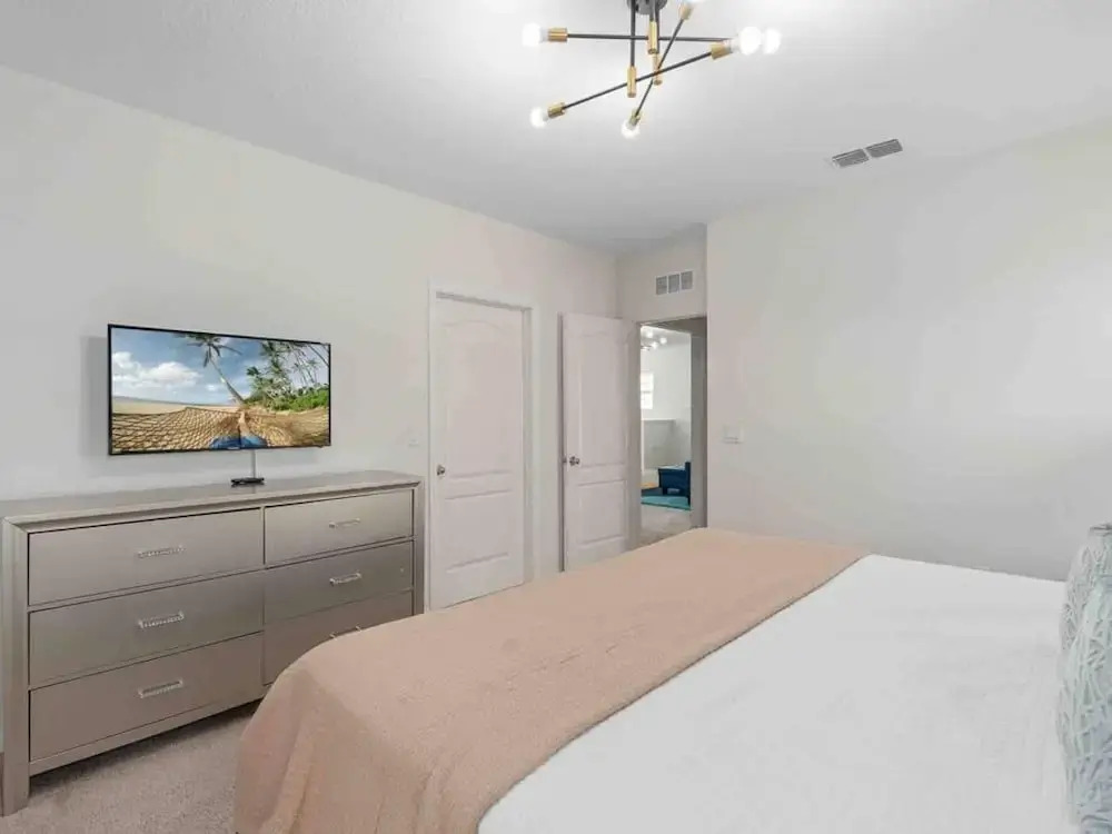 Super Comfy- 7BD 5 5BA Sleep s 22 w Amenities