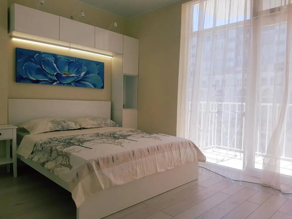 J.R Apartment in the sea