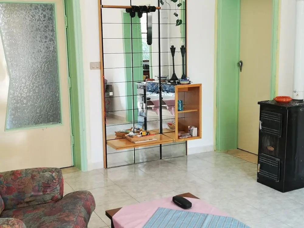 Tasteful Holiday Home in Comiso With Garden