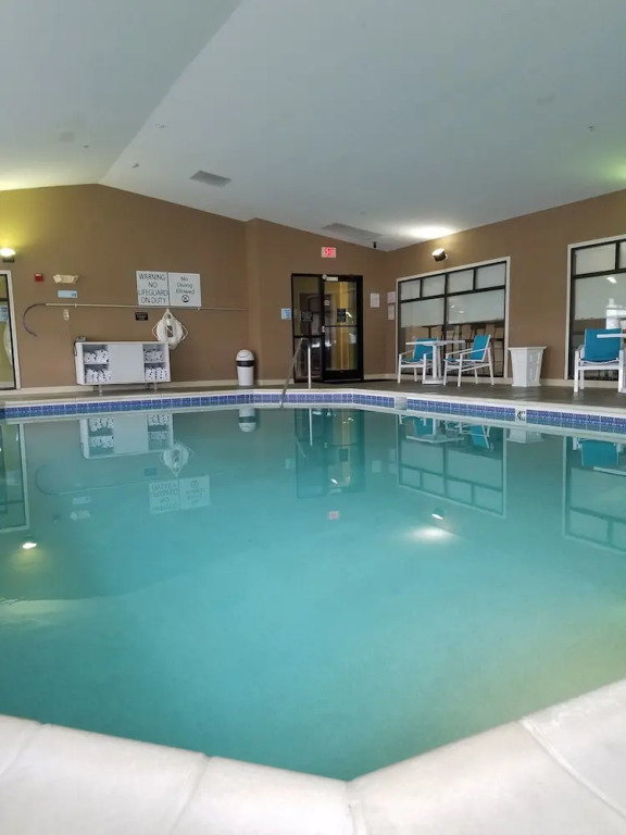 Holiday Inn Express Hotel & Suites Kingsport-Meadowview I-26 by IHG