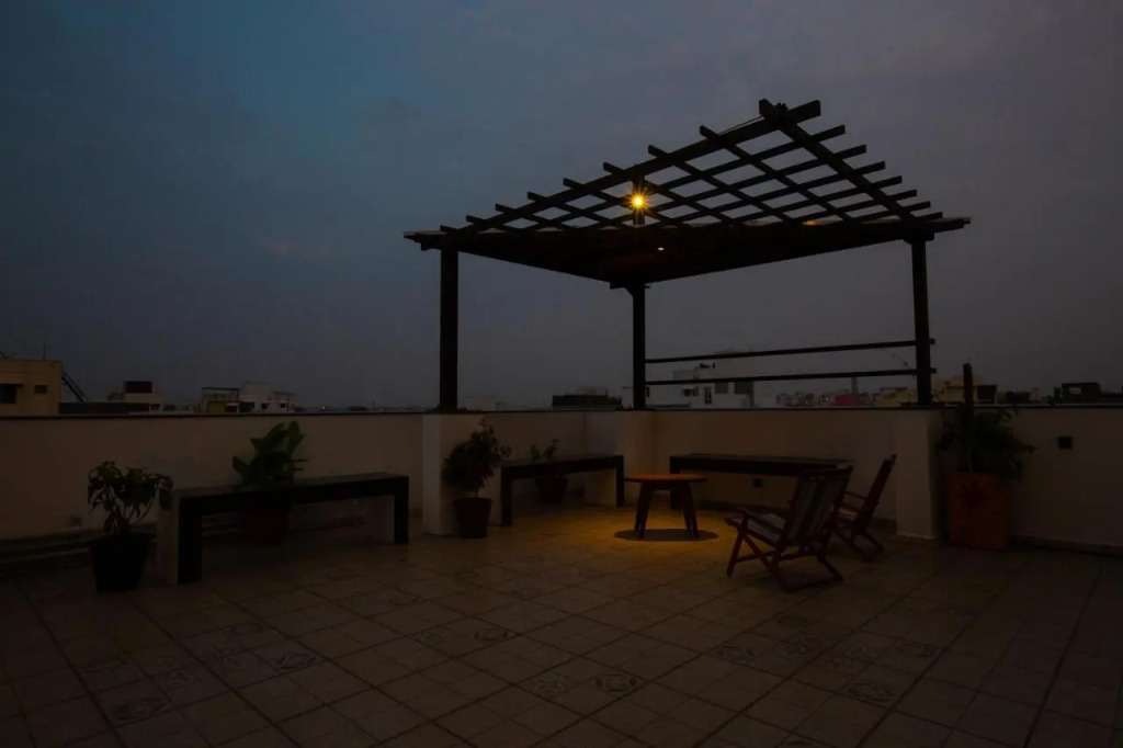 Sarvam Serviced Apartment