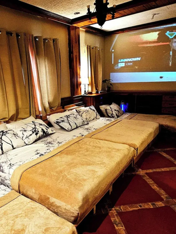 Vacation House Camp 7 Baguio Transient 6BR