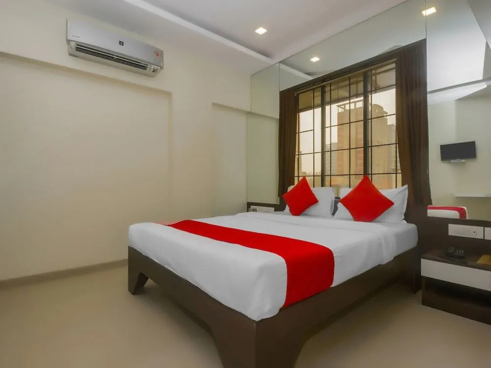 OYO 22086 Hotel Park View