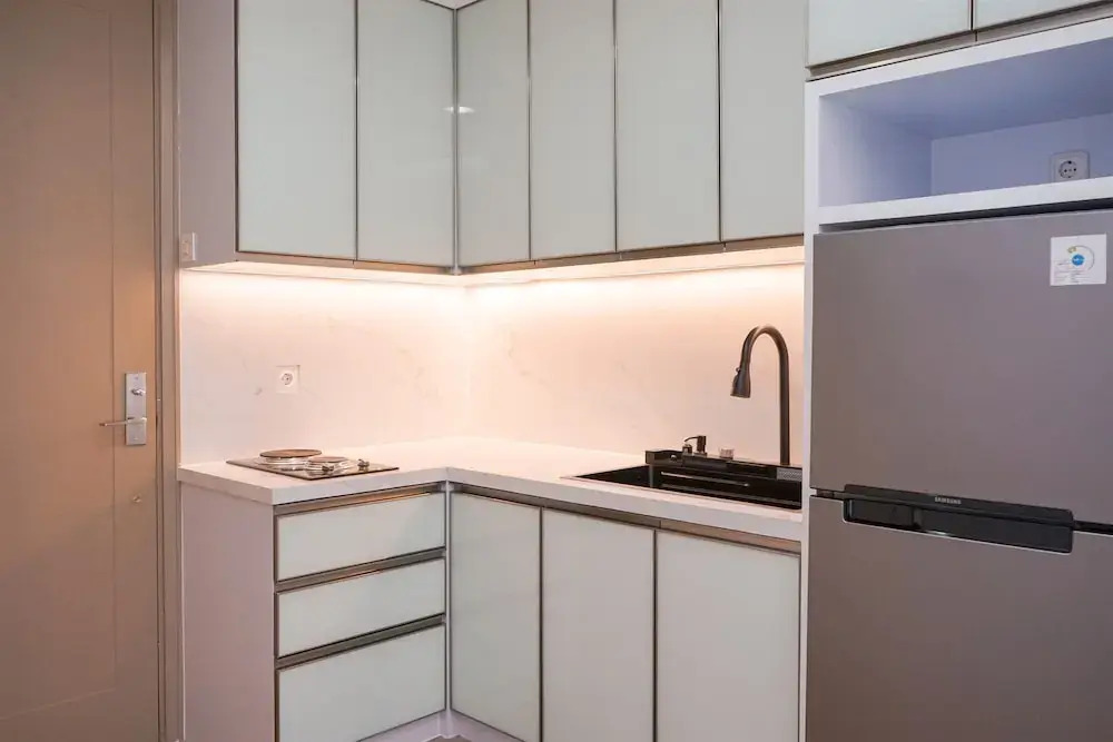 Cozy Living 2Br At Gold Coast Apartment