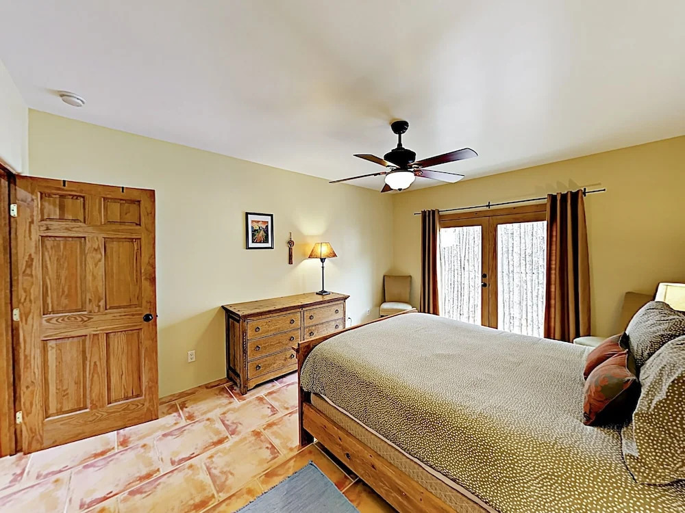 New Listing! Modern Adobe Condo W/ Fireplace Condo