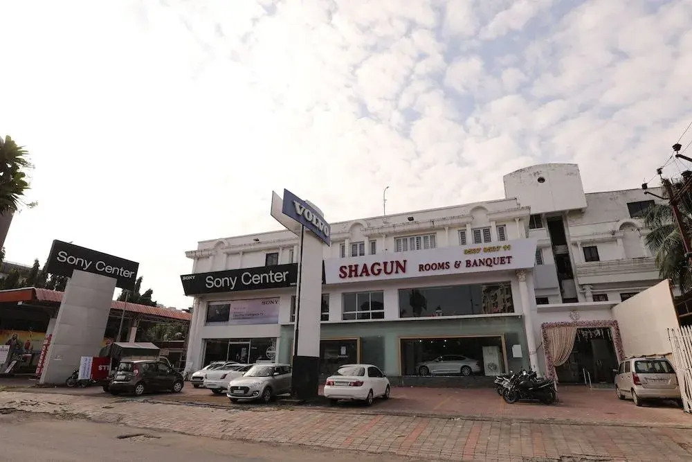 Hotel Shagun, Piplod City Centre Surat