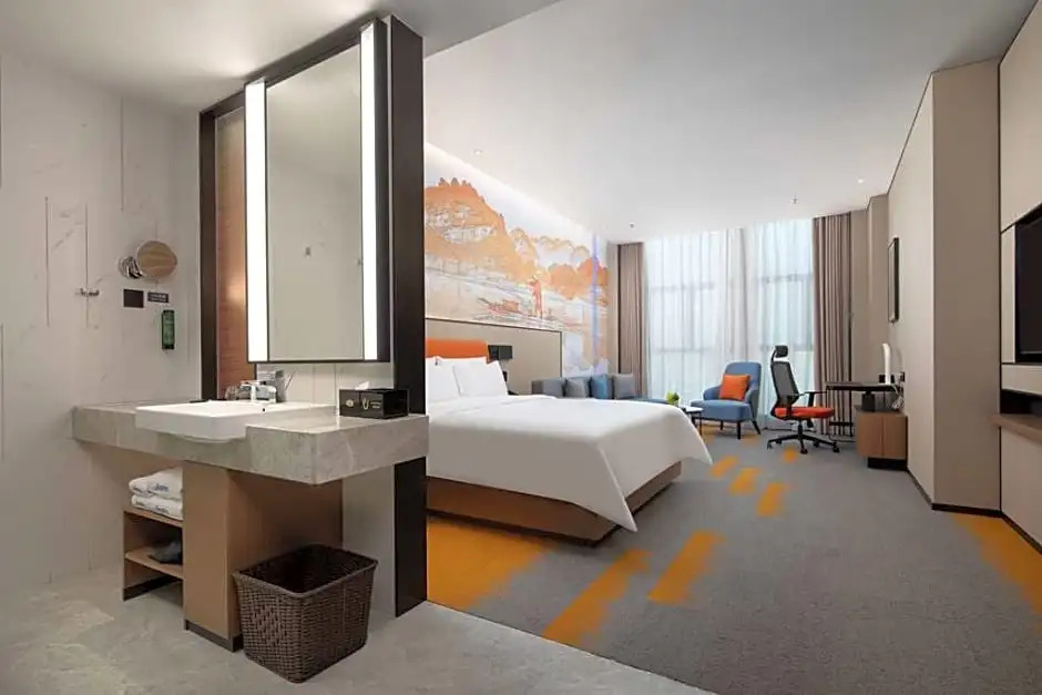 Hampton by Hilton Yingtan