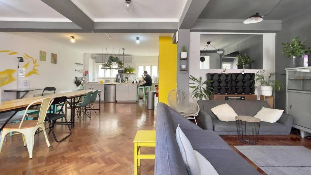 Draft Hostel & Rooms
