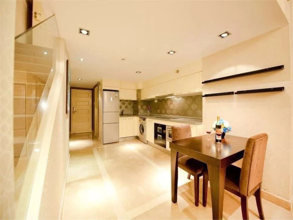 Zhengjia City Centre Apartment Hotel
