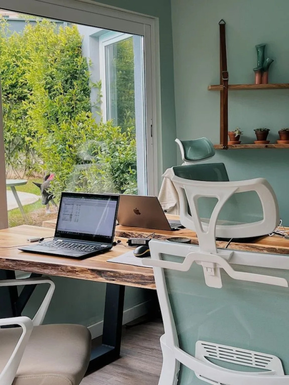 Luna House & Cowork