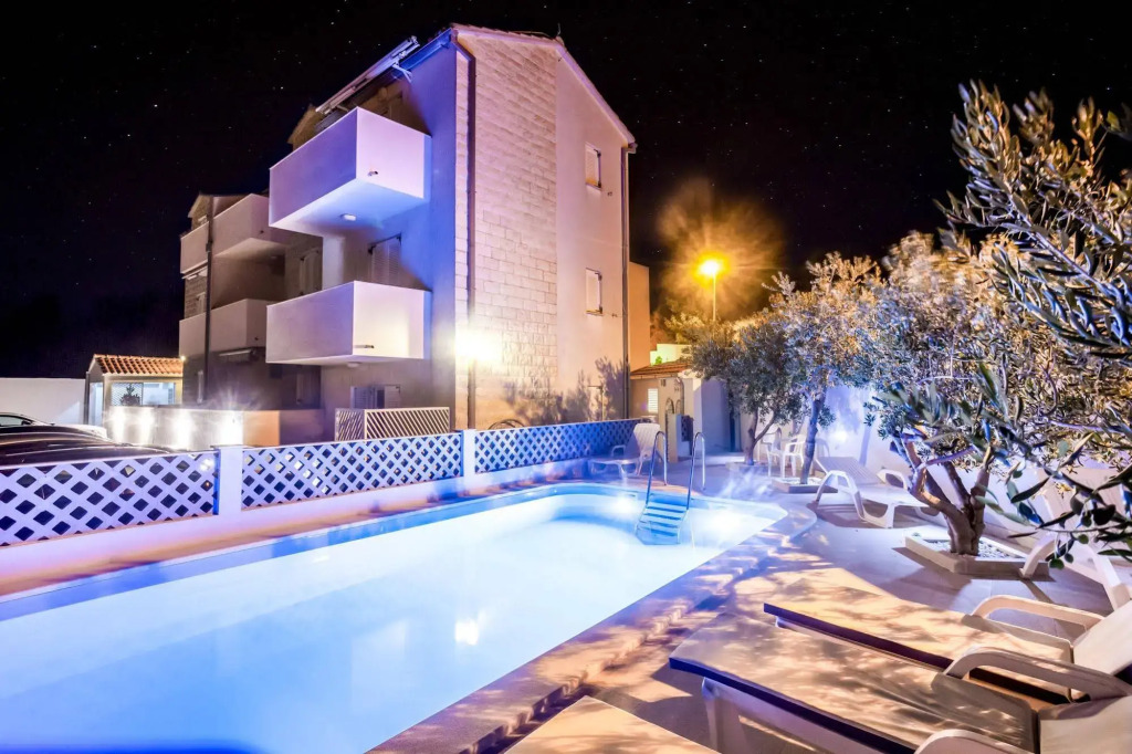 Bol apartments Gospojica