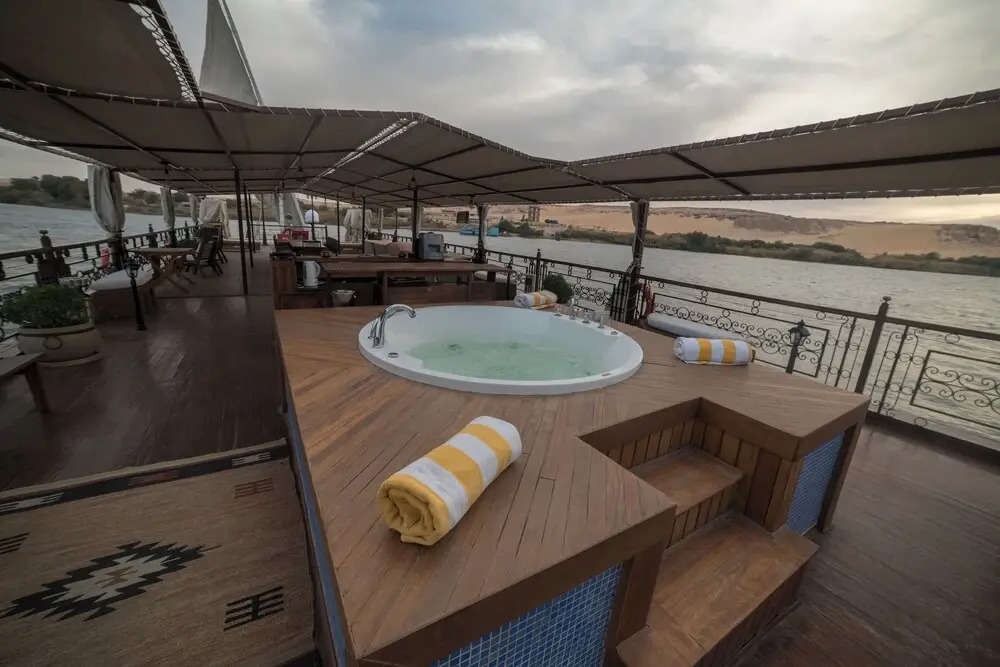 Sonesta Dahabeya Amirat I - Nile Cruise Ship - 7 nights from Luxor every Saturday