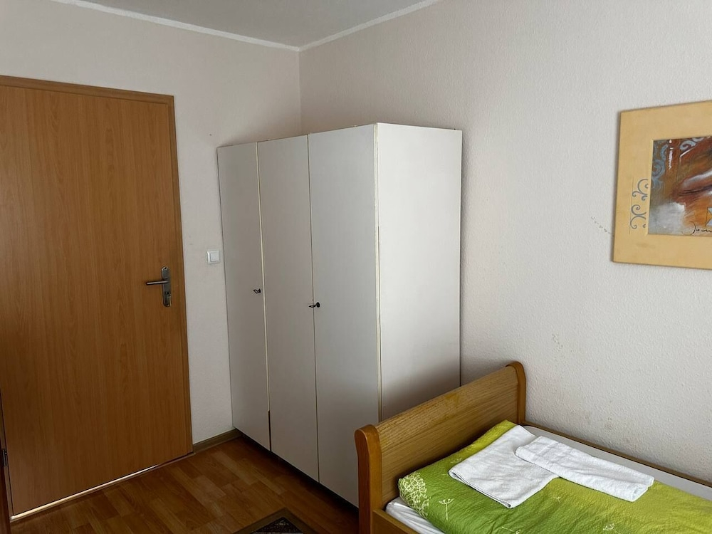 WG-Hostel