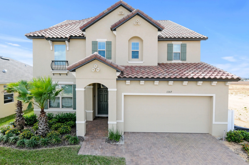1287YC - West Haven Gated Community