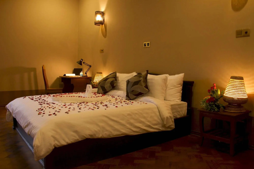 Triumph Hotel