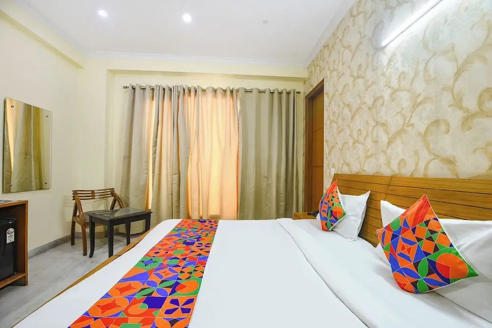 FabHotel Vagmi- 900m from Sikanderpur Metro Station Gurgaon