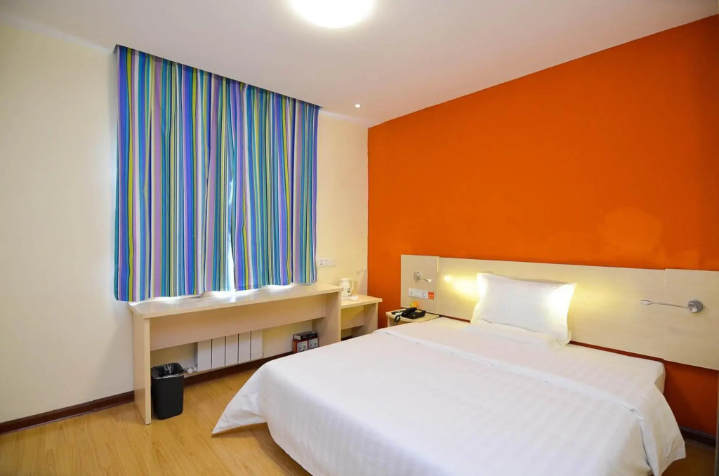 Tailingda Hotel (Taihe Bus Station)
