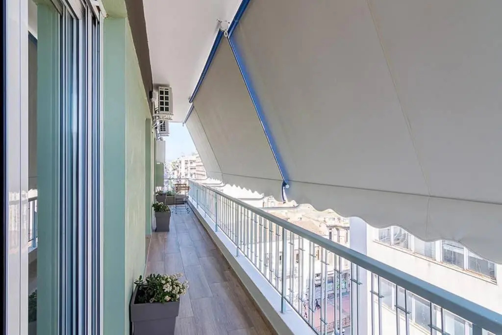 Brilliant apartment for 6 ppl in Athens