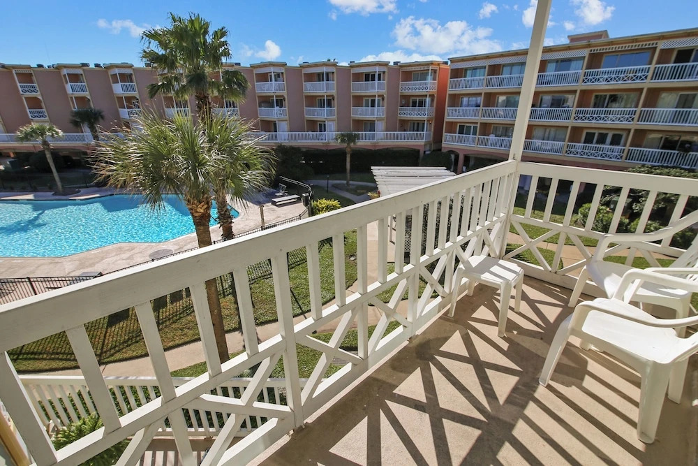 Relax by the Beach by Ryson Vacation Rentals