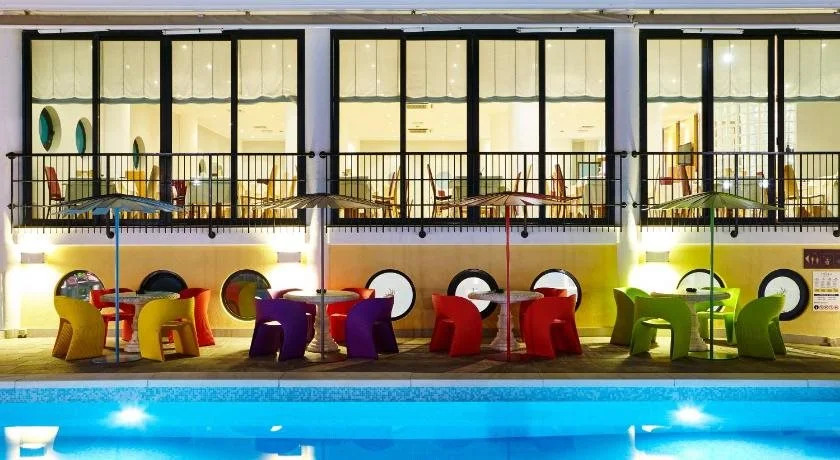 Termini Beach Hotel & Suites