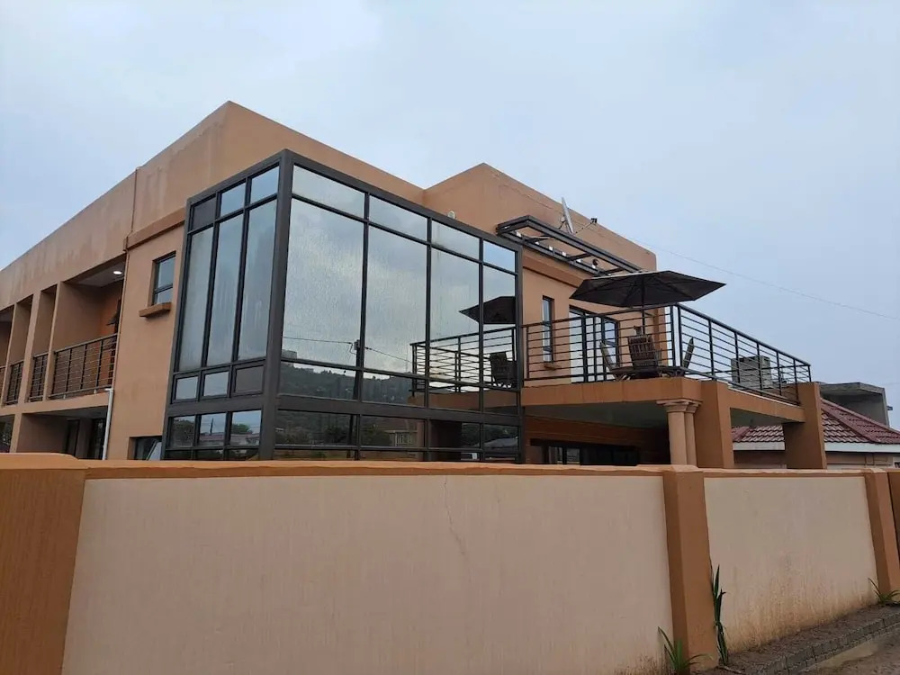 Jate Guest House