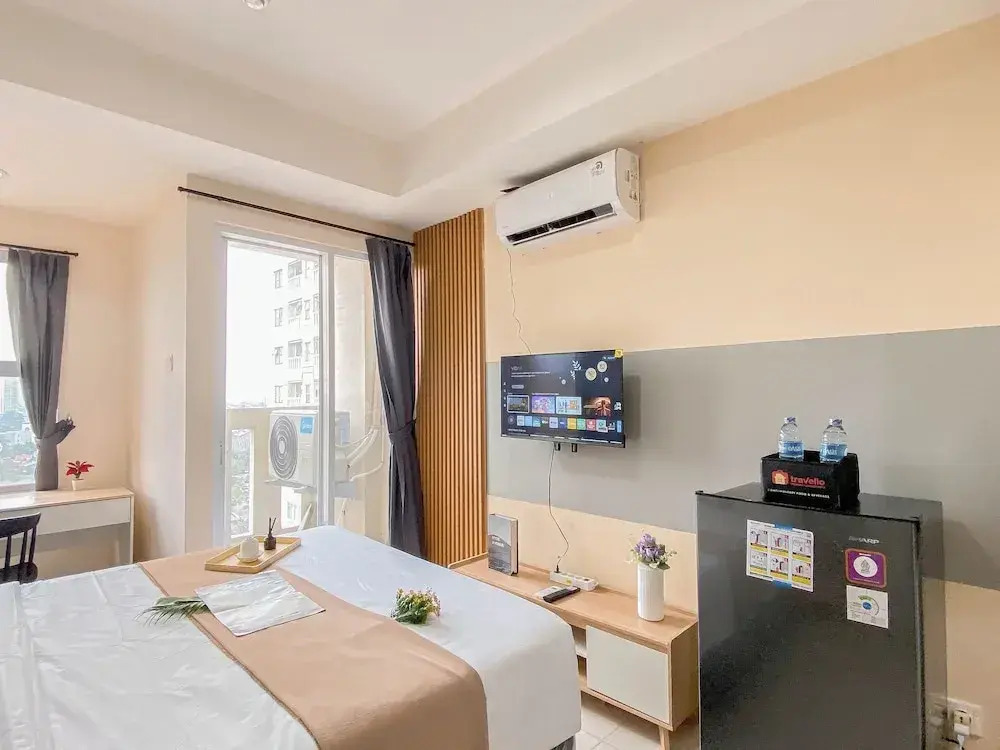 Basic Style Studio At Apartment Belmont Residence Puri