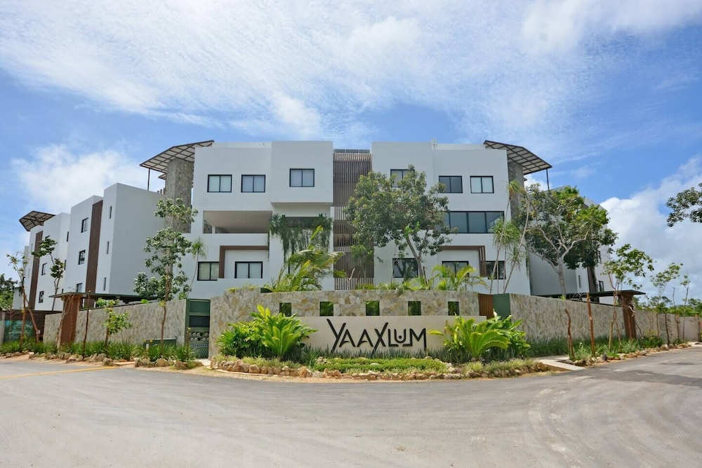 ANANA Yaaxlum 105 S