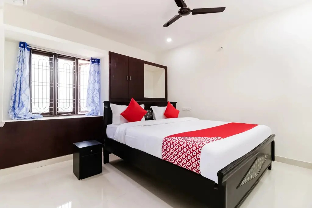 Victory Grand by OYO Rooms