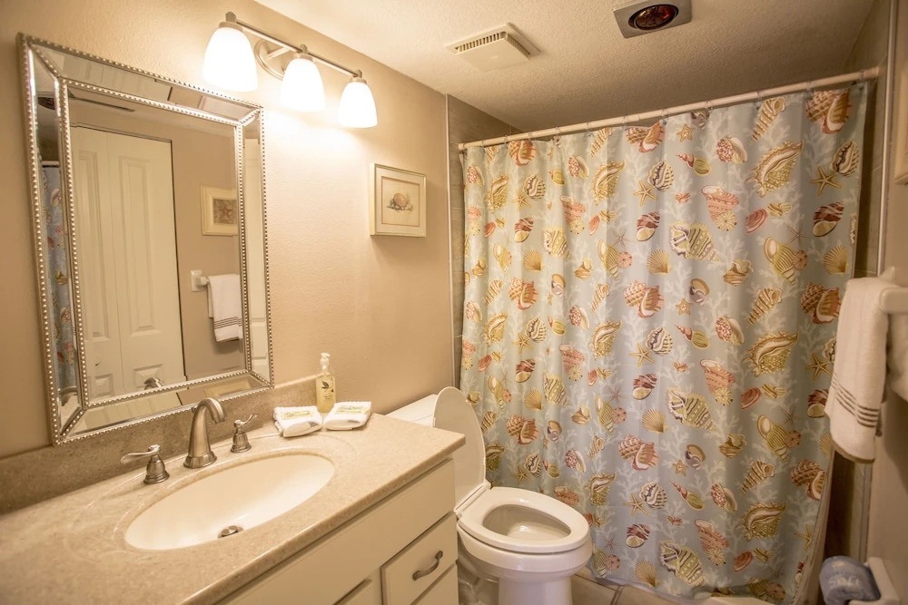 Gulf And Bay Club- C302 Nicely Updated! 2 Bedroom Condo