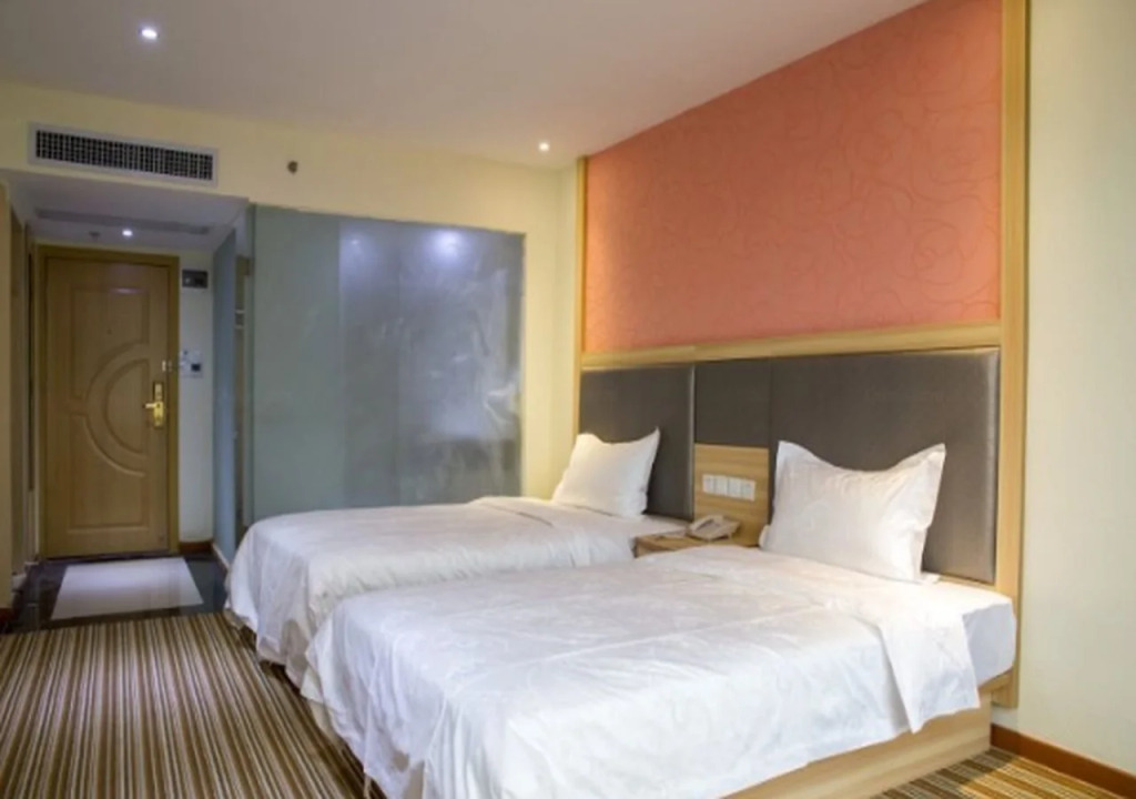 Dongcheng Hotel
